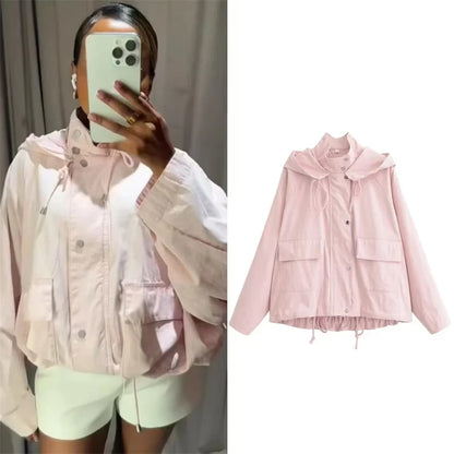 Kurze leichte Damenjacke Rosa mit Kapuze und Kordelzug