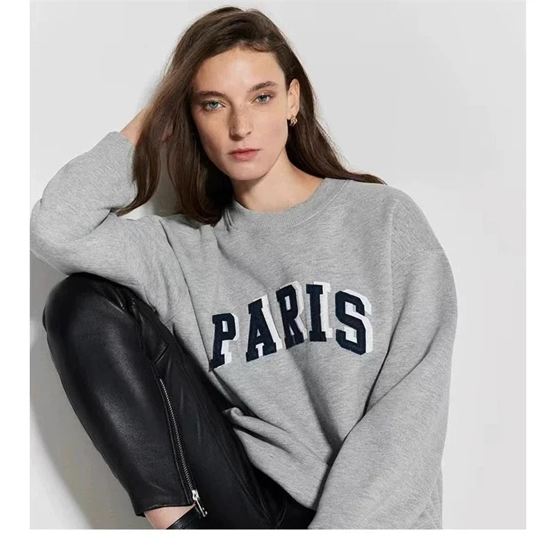 Damen Oversize Sweatshirt Rundhals Grau mit „PARIS“-Schriftzug