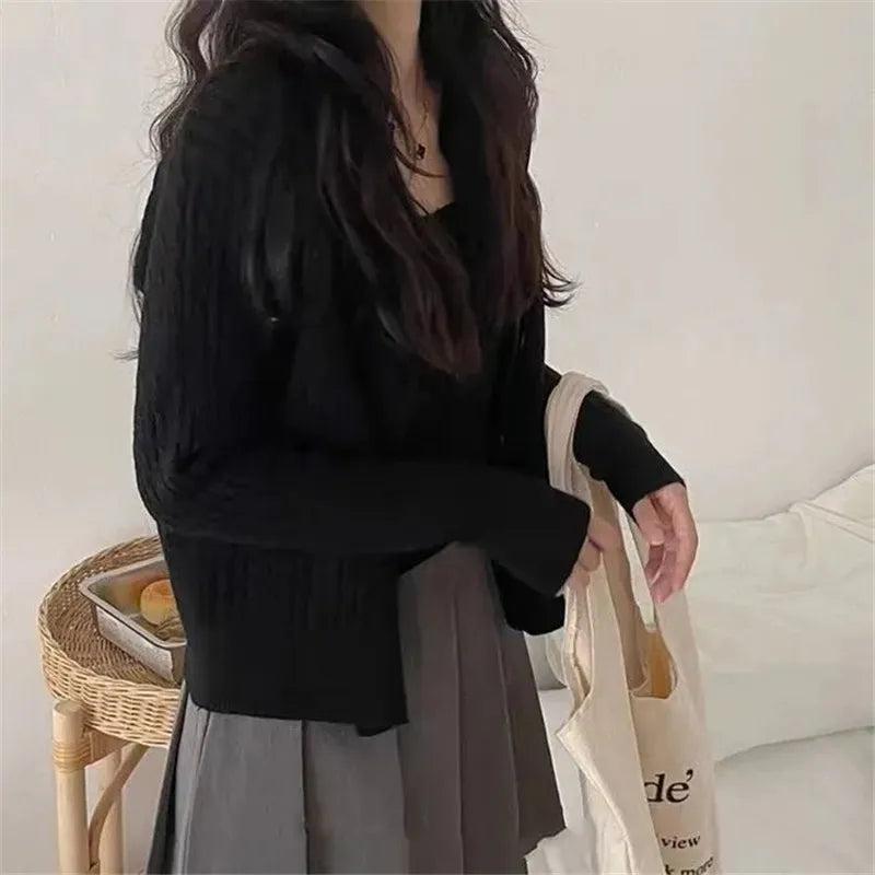 Damen Strick Set Cardigan mit Rundhals und Trägertop Zopfmuster