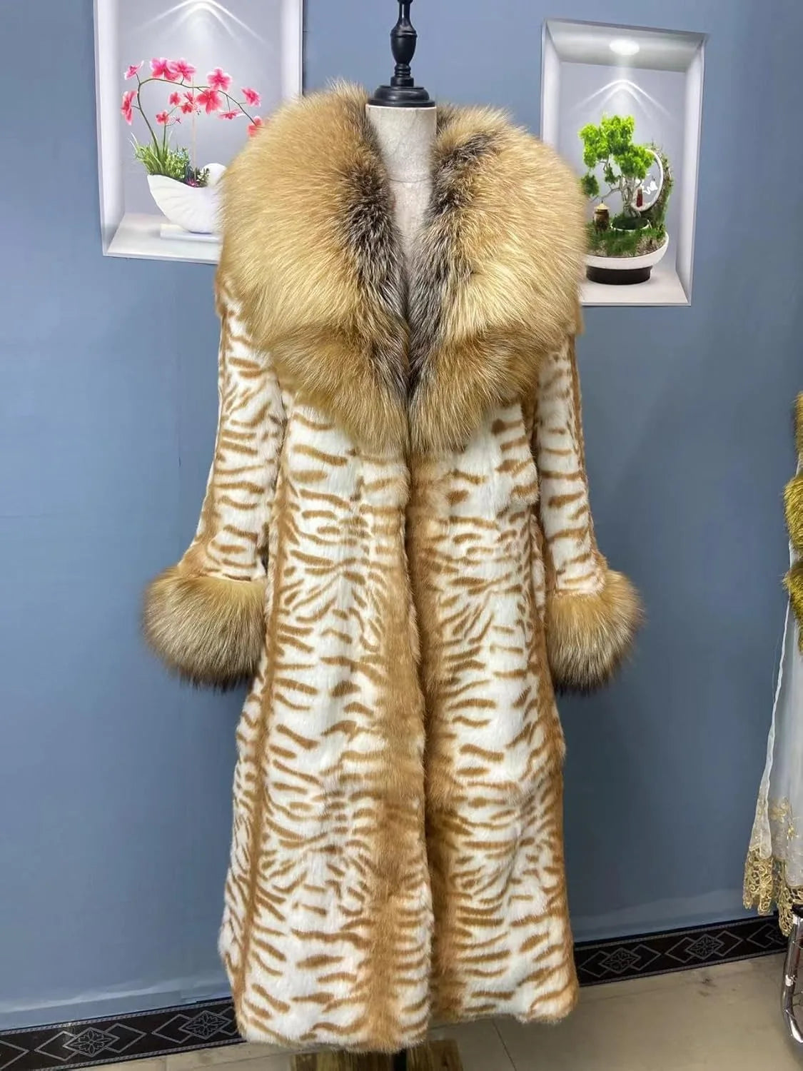 Damen Fell-Look Mantel Türkis mit breitem Kragen und Gürtel