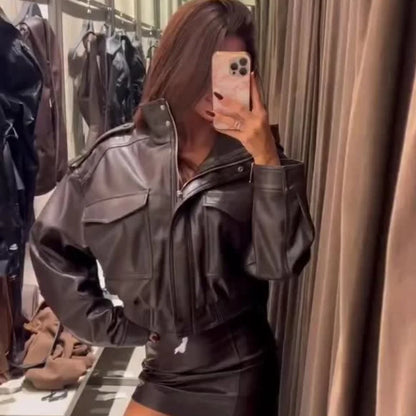 Damen Kurzjacke im Bomber-Stil mit Taschen