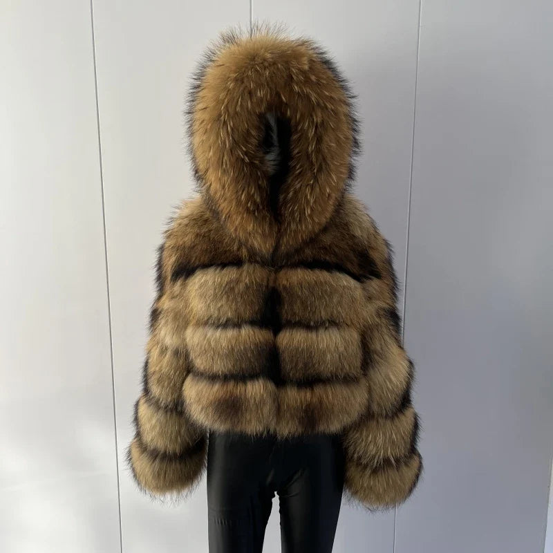Kurze Damen Pelzjacke mit voluminösem Kragen