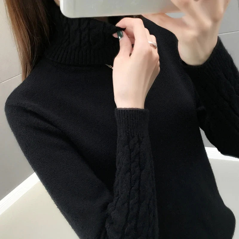 Damen Rollkragenpullover mit Zopfmuster Ärmeln und Hals - warmer Strickpullover