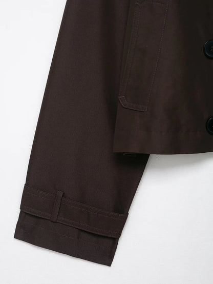 Kurze Damen Übergangsjacke mit Doppelreiher-Knöpfen in Beige/Braun