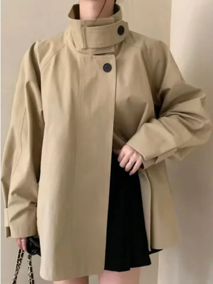 Damen Jacke im Oversize-Stil mit Kapuze und Stehkragen