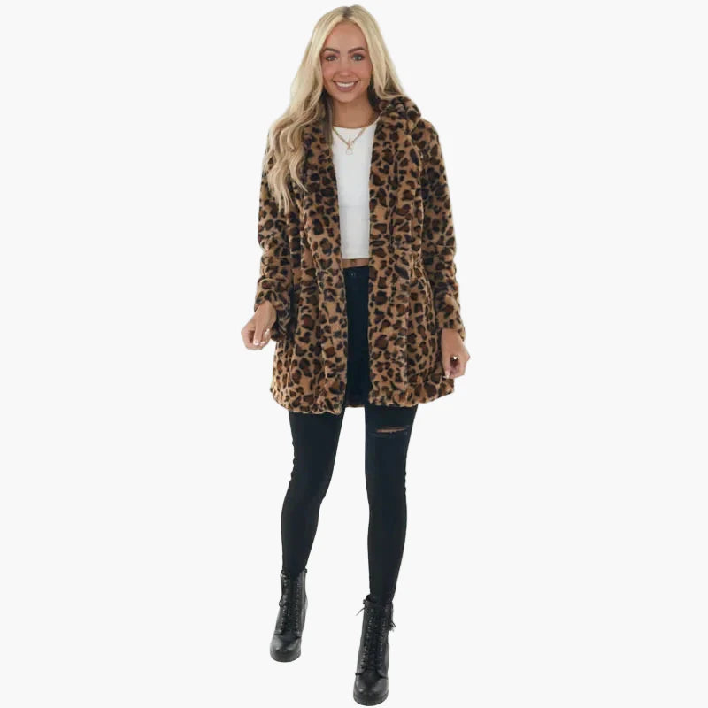 Damen Kunstfell Mantel im Leopardenmuster – Modischer Winter Style für Alltag und Ausgehen