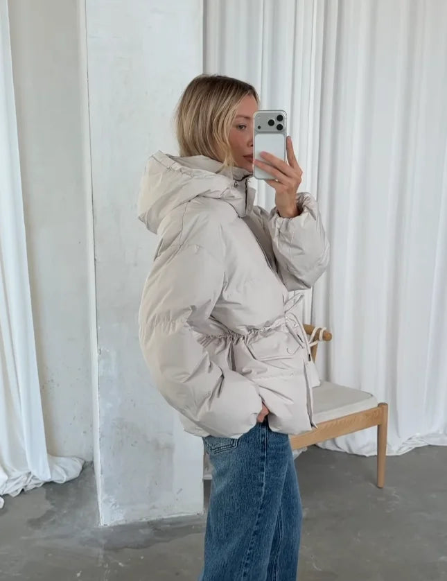Damen Pufferjacke mit Kapuze und Tunnelzug Kurz Cremeweiß