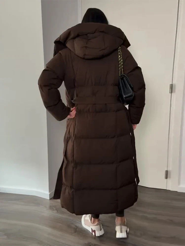 Damen Maxi-Steppmantel lang mit Gürtel und Kapuze oder Stehkragen
