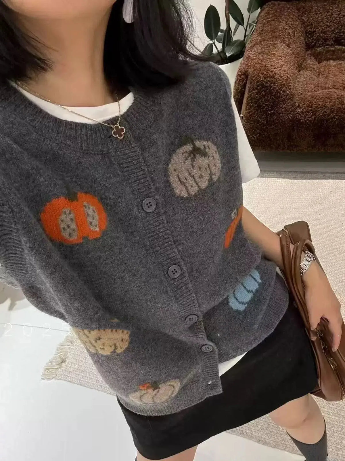 Damen Strickweste mit Kürbis-Motiv, Rundhals, ärmellos