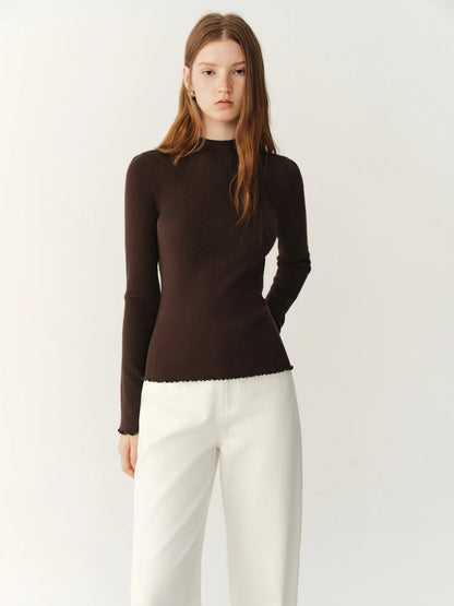 Geripptes Langarmshirt mit Stehkragen und Wellensaum Damen