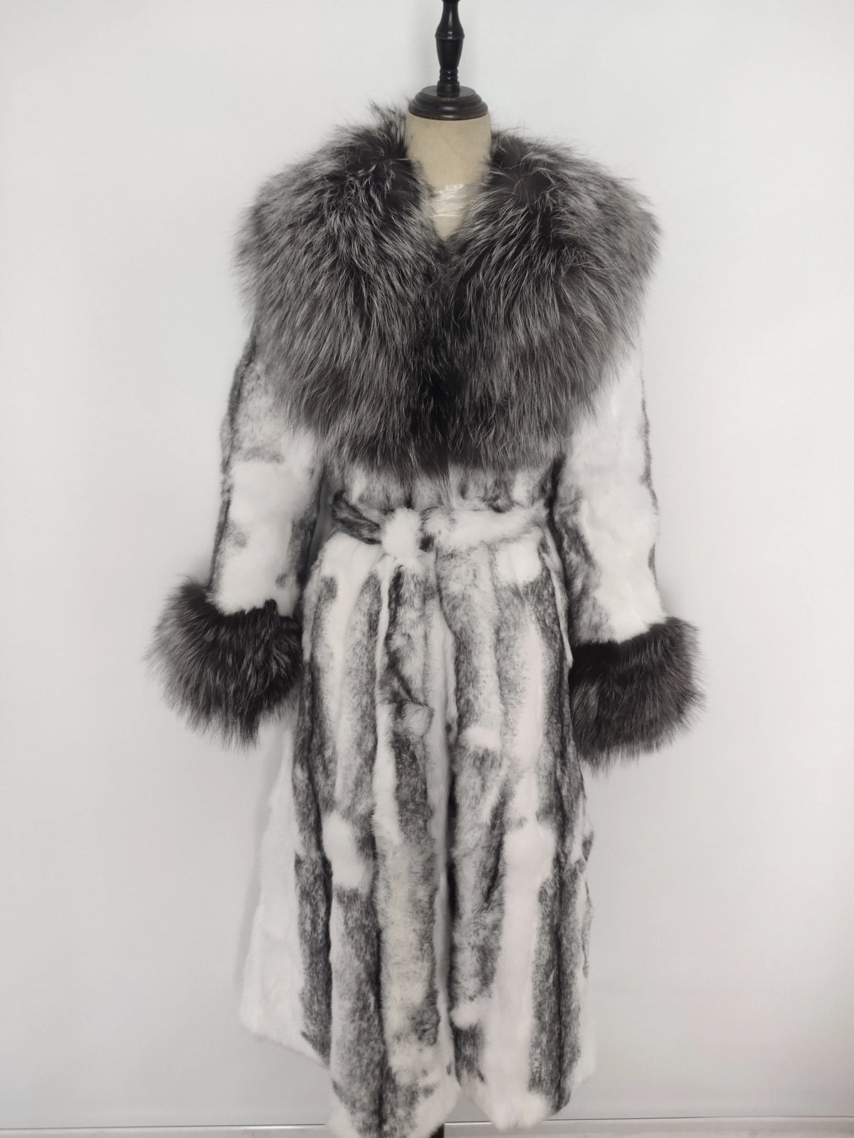 Damen Fell-Look Mantel Türkis mit breitem Kragen und Gürtel