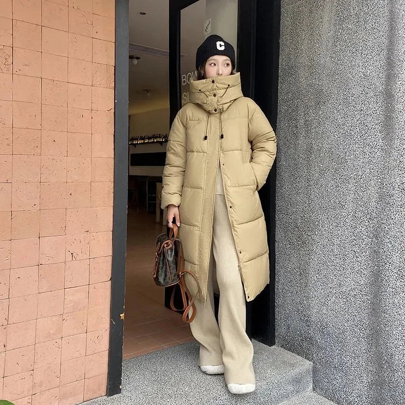 Damen Langer Winter Steppmantel mit Kapuze – Warm gefütterte Winterjacke