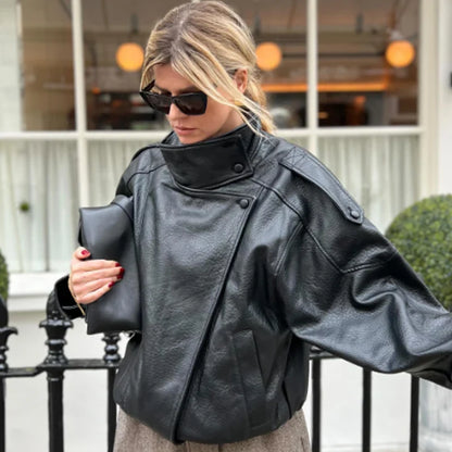 Damen Jacke im Leder-Look mit Stehkragen und asymmetrischem Verschluss