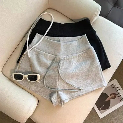 Damen Shorts Sportshorts mit Kordelzug in Schwarz oder Grau