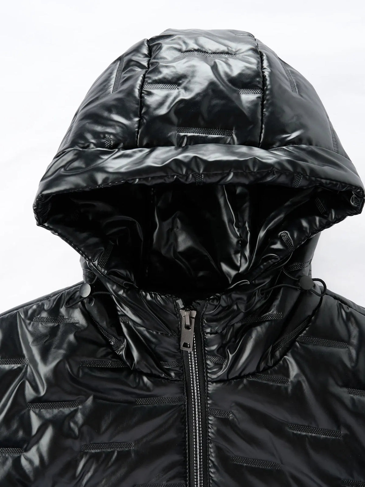 Schwarze glänzende Steppjacke Herren mit Kapuze und Reißverschluss