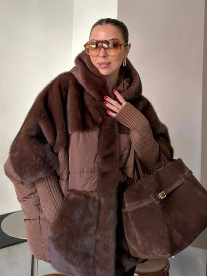Damen Kurzmantel Plüsch-Look Gesteppt mit Kapuze und langen Ärmeln