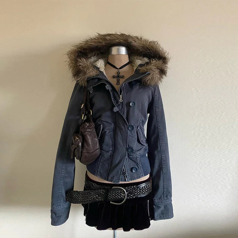 Damen Winterjacke mit Fellkapuze & Rippbündchen