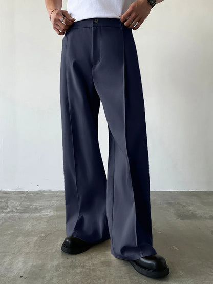 Weite Herrenhose mit hohem Bund und Bundfalten, verschiedene Farben