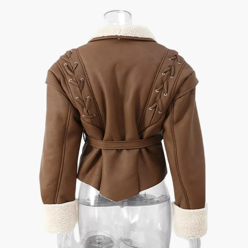 Damen Lammfell-Optik Wickeljacke – Modische Winterjacke mit Gürtel für Alltag und Freizeit