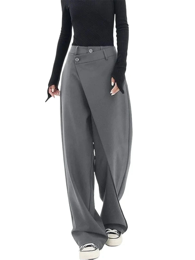Schwarze Hose mit Wickeldesign, weitem Bein und Knopfverschluss