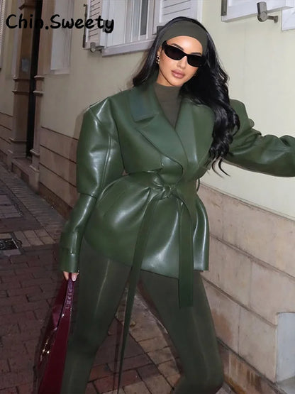Damen Kurzjacke mit Bindegürtel und Reverskragen