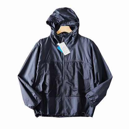 Leichte Kapuzenjacke Unisex mit Reißverschluss und Netzeinsätzen, Windbreaker