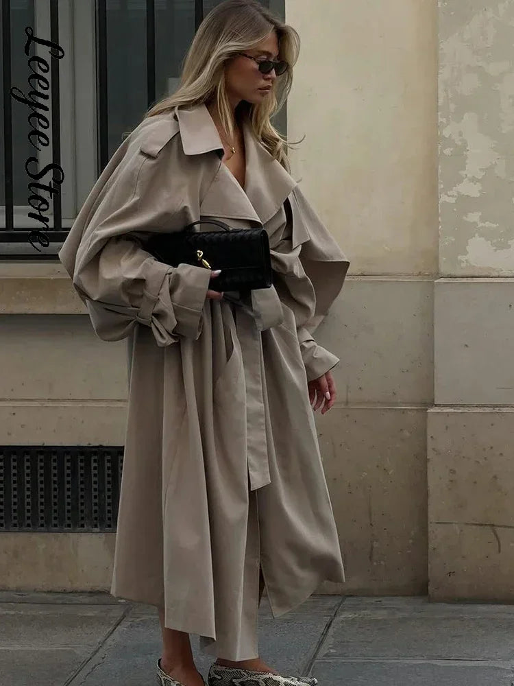 Damen Kurz Trenchcoat mit Bindegürtel und breitem Kragen