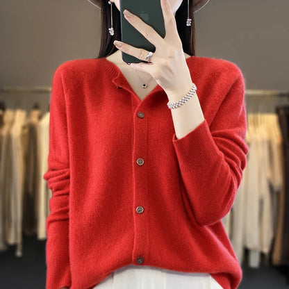 Damen Strickjacke mit Rundhalsausschnitt – Eleganter Cardigan für Alltag und Büro