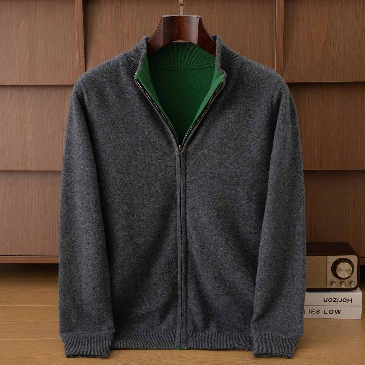 Unisex Strickjacke mit Stehkragen und Reißverschluss