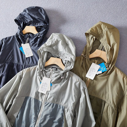 Leichte Kapuzenjacke Unisex mit Reißverschluss und Netzeinsätzen, Windbreaker