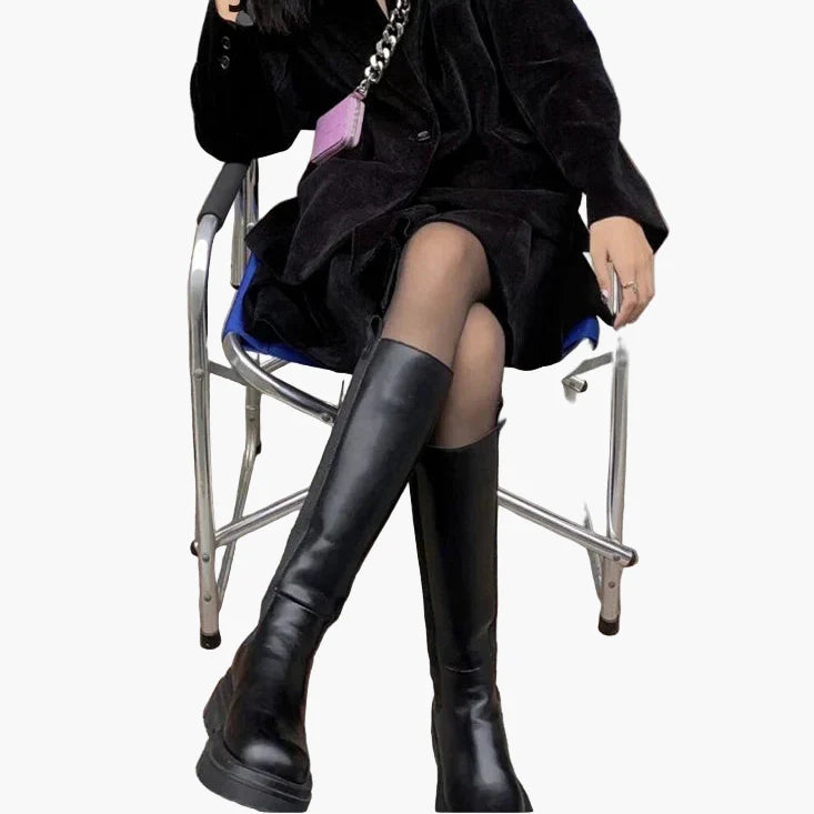 Damen Stiefel mit hohem Schaft und Profilsohle – Trendige Alltags- und Freizeitstiefel