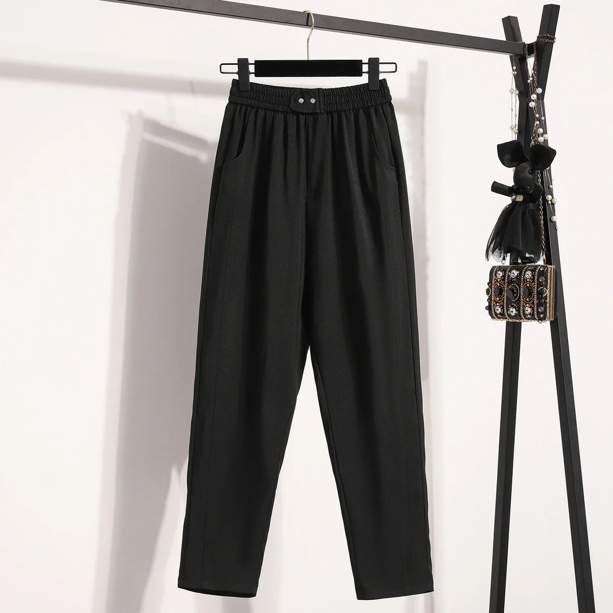 Damen Hose mit elastischem Bund, weitem Bein und Taschen