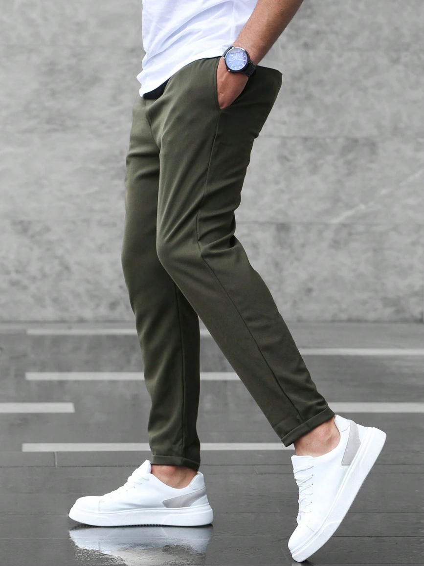 Herren Chino-Hose im Slim-Fit Design mit Kordelzug