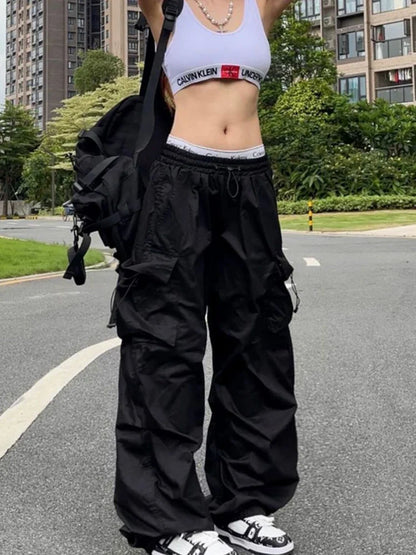 Loose Cargo Hose für Damen - Weite Passform mit Taschen