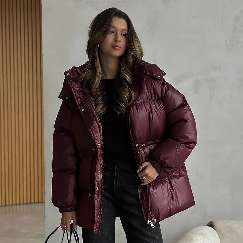 Damen Steppjacke mit Kapuze & Kordelzug Taille – Verschiedene Farben