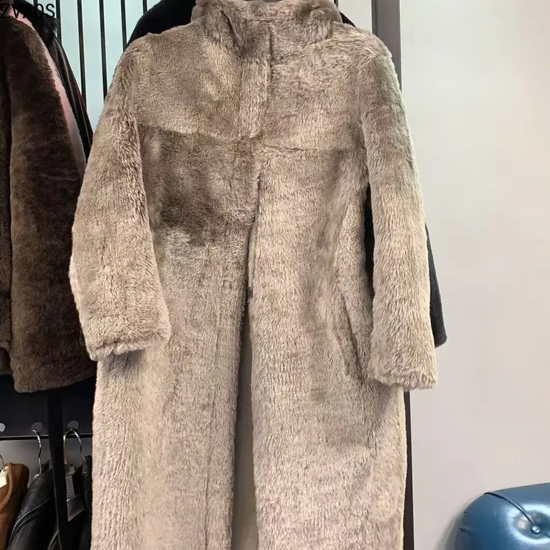 Langer Kunstfellmantel mit Kapuze, Teddy-Stil, Khaki