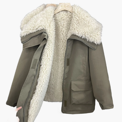 Damen Winterparka mit Teddykragen – Stilvolle Outdoorjacke für kalte Tage