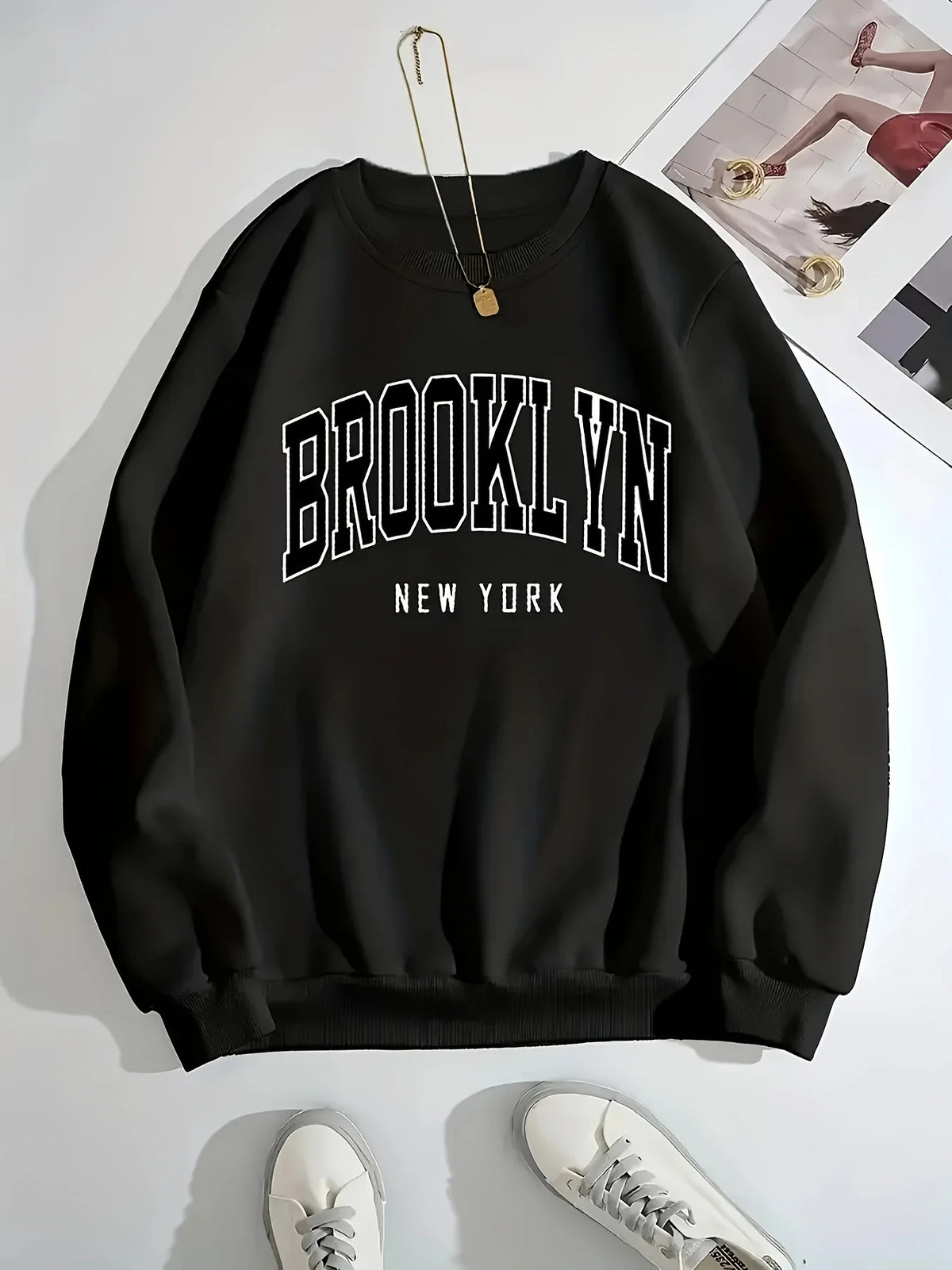 Unisex Sweatshirt mit Rundhalsausschnitt und „BROOKLYN NEW YORK“-Print