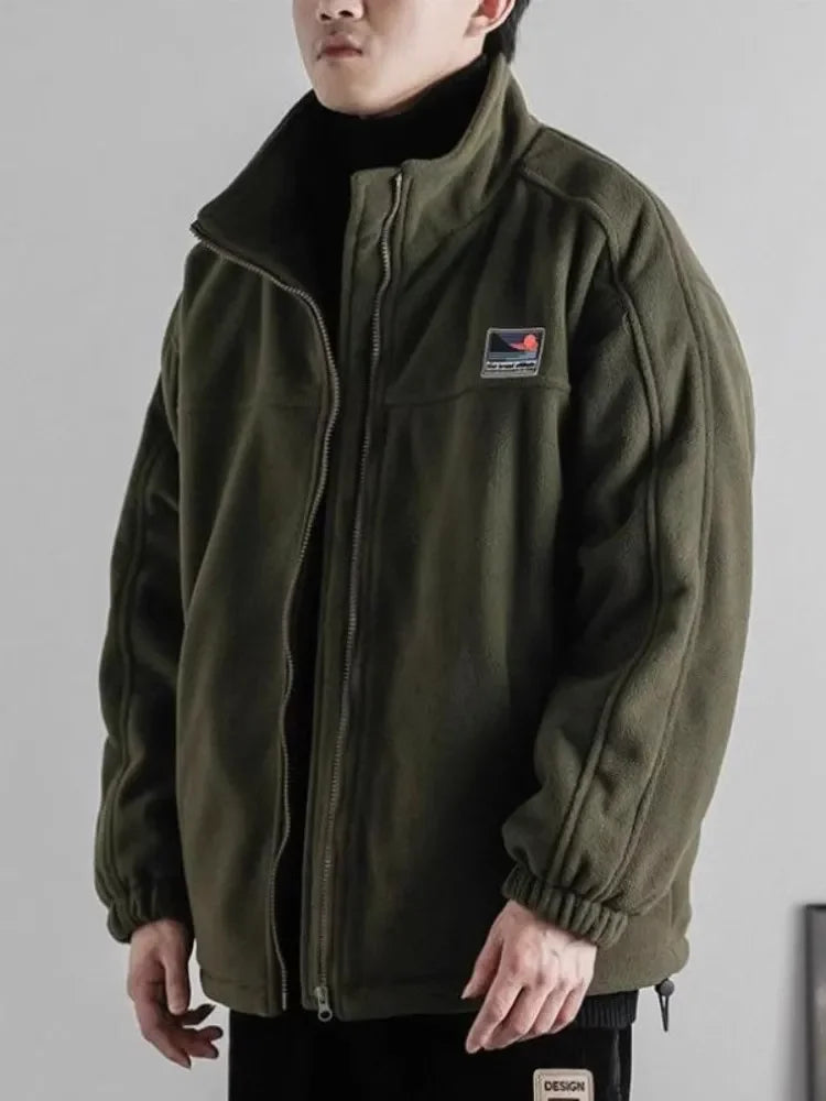 Fleecejacke Stehkragen Reißverschluss Aufnäher Langarm Beige