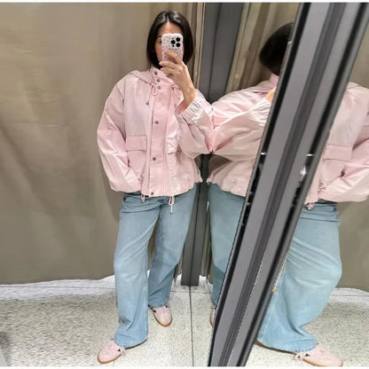 Kurze leichte Damenjacke Rosa mit Kapuze und Kordelzug