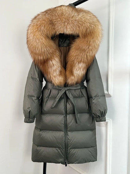 Damen Daunenmantel Schwarz mit Echtfellkragen und Bindegürtel Langer Winterparka
