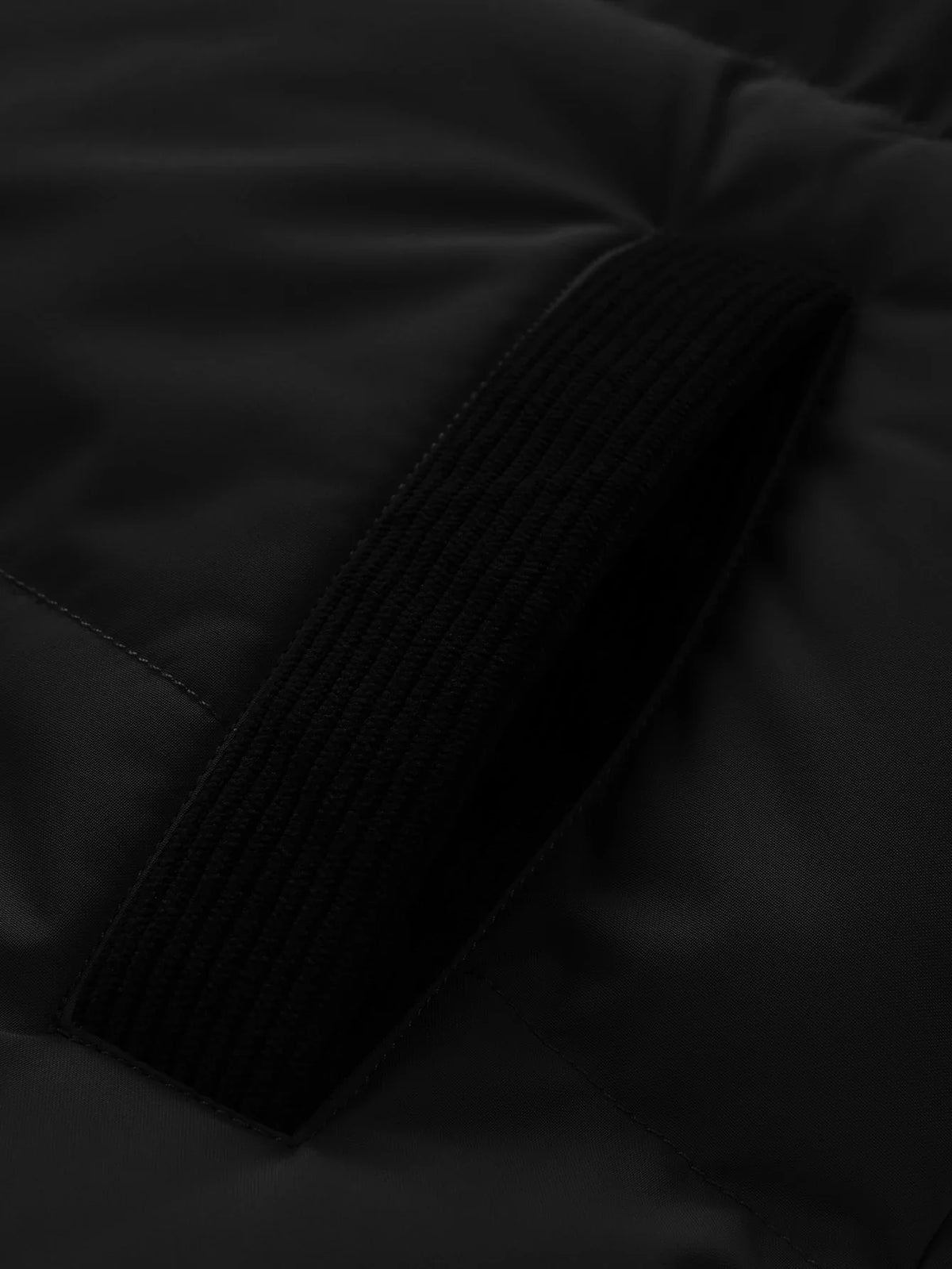 Gepolsterte Winterjacke mit Kapuze und Cord-Details für Herren