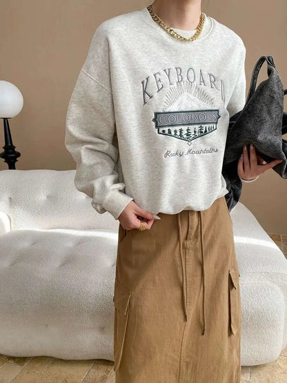 Unisex Langarm Sweatshirt mit Rundhalsausschnitt und Grafikprint
