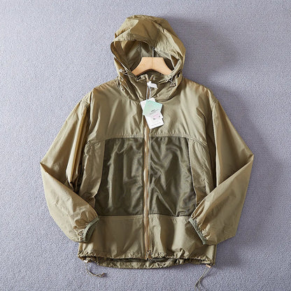 Leichte Kapuzenjacke Unisex mit Reißverschluss und Netzeinsätzen, Windbreaker