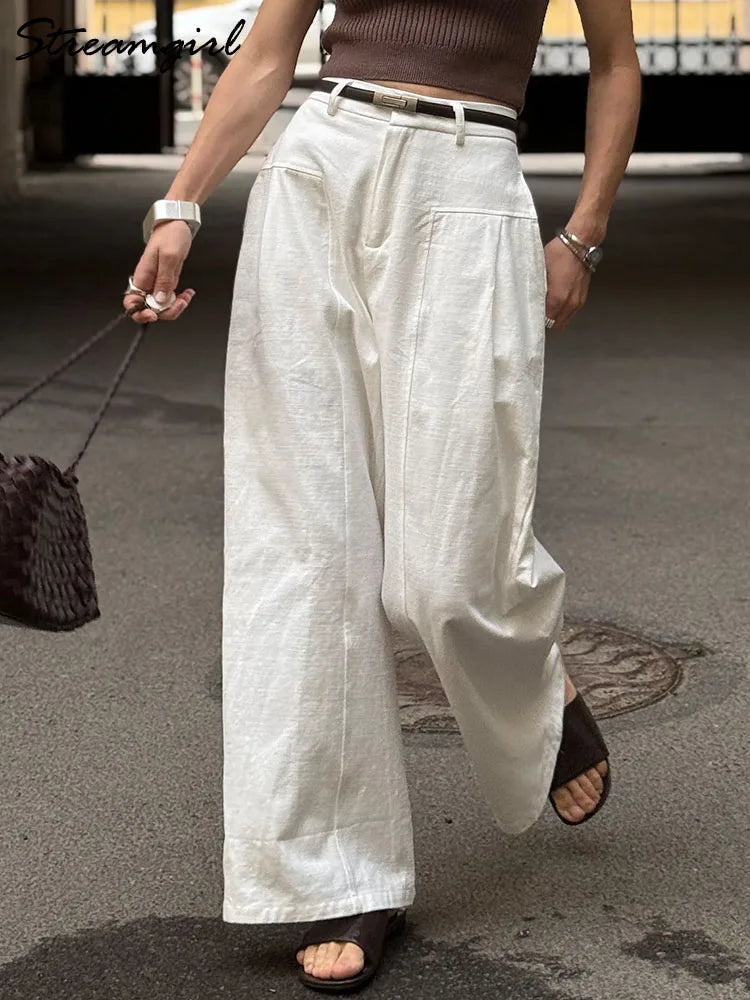 Weite Damenhose mit hohem Bund und weitem Bein