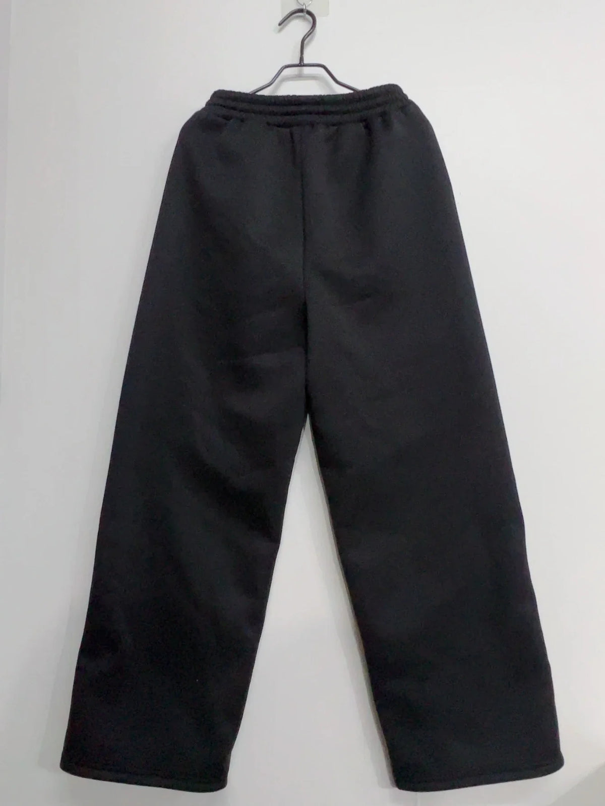 Schwarze weite Freizeithose für Damen mit Strass-Details und Kordelzug