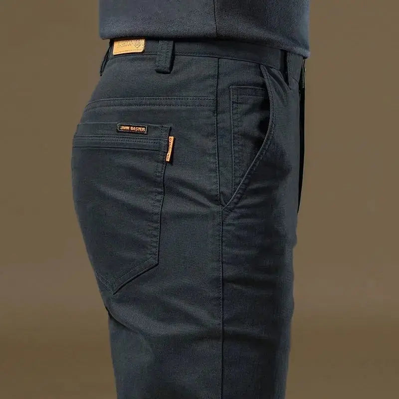 Herren Chino Hose Slim Fit mit Gesäßtaschen in Schwarz, Grau oder Khaki