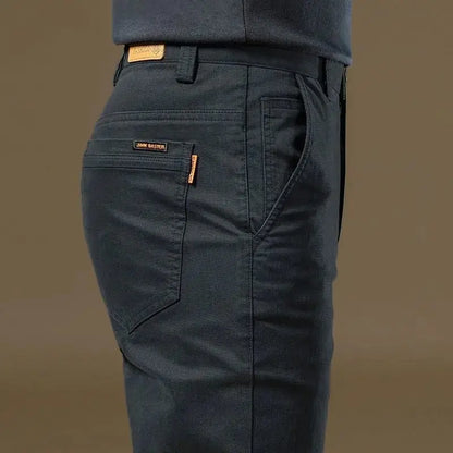 Herren Chino Hose Slim Fit mit Gesäßtaschen in Schwarz, Grau oder Khaki