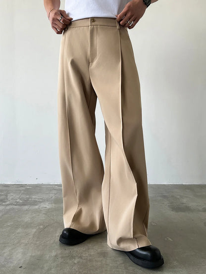 Weite Herrenhose mit hohem Bund und Bundfalten, verschiedene Farben