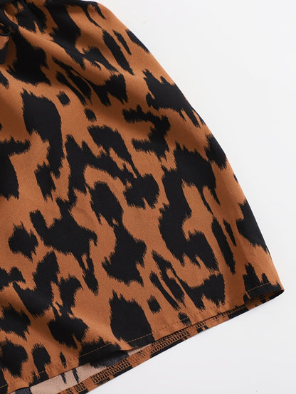 Damen Sommer Set mit One-Shoulder Top und High-Waist Shorts im Animal-Print – Elegantes Freizeit-Outfit